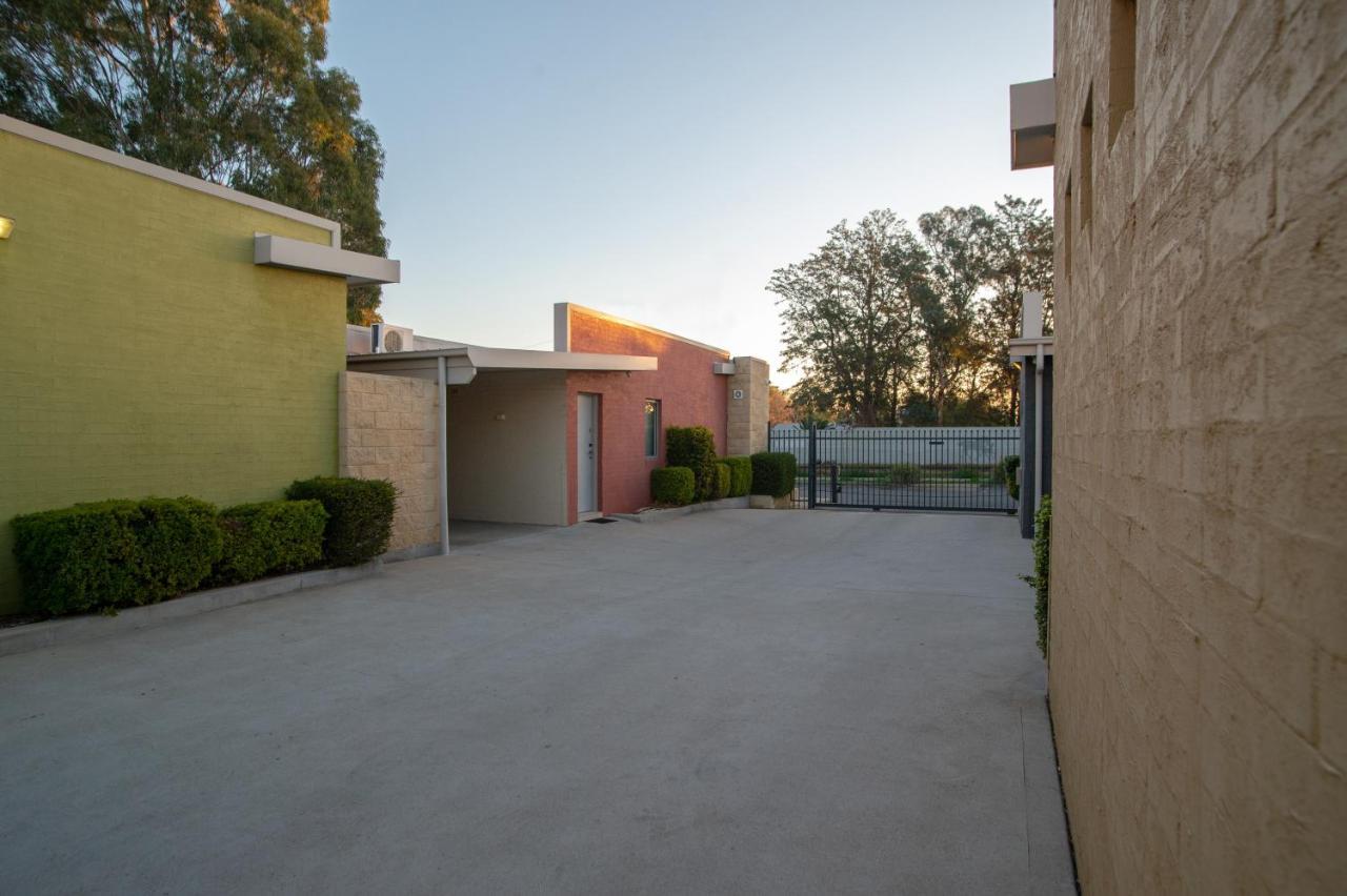 Portman House Motel Scone Exterior photo